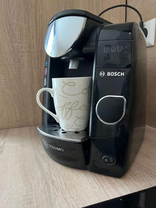 Moderne Gemuetliche Ferienwohnung In FDH Esterno foto